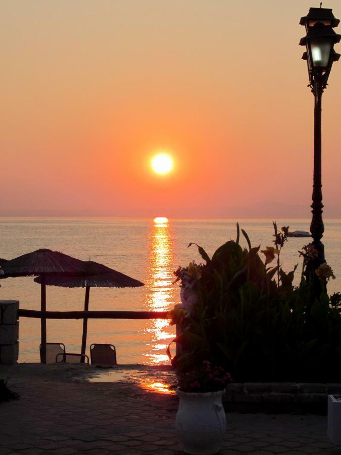 Voula Seaside Apartments Kallithea (Chalkidiki) Exterior foto